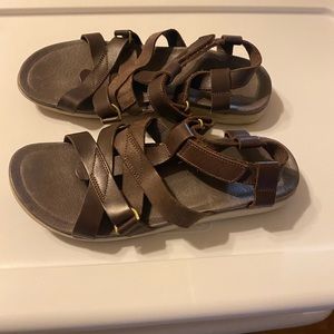 Merrell Sandles Women size 9